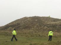  The scene where Devon and Cornwall Police Officers are preventing access to the beach (Image: Sam Beamish/Cornwall Live) 